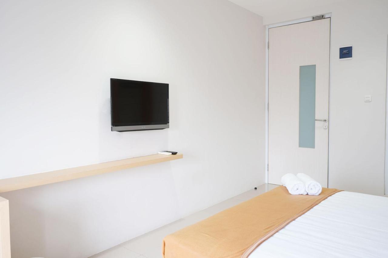 Urooms Senayan Jacarta Exterior foto