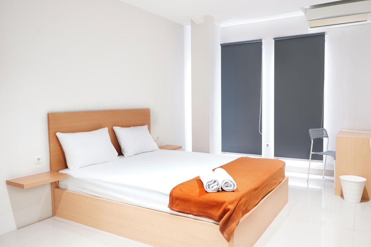 Urooms Senayan Jacarta Exterior foto